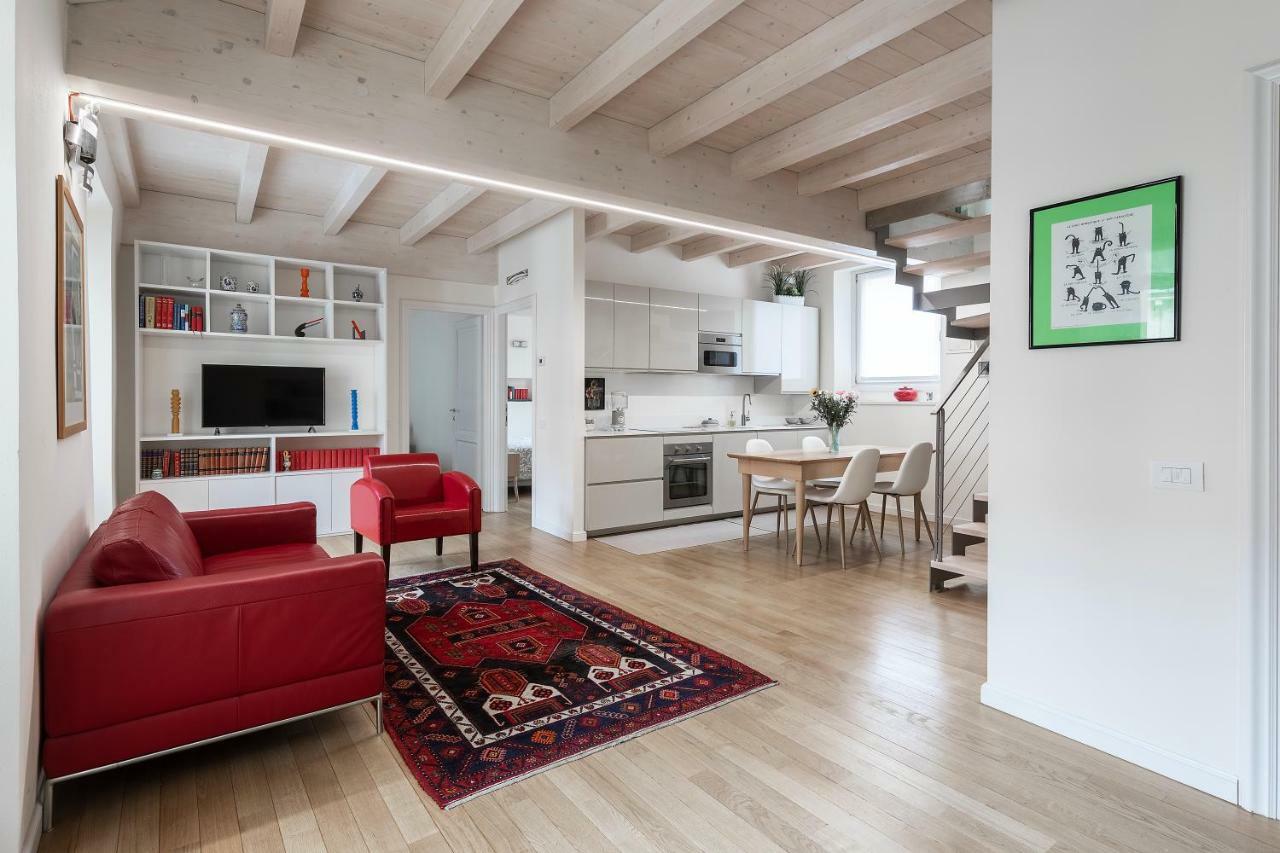 Appartamento Rossini By Holiday Solutions Комо Экстерьер фото